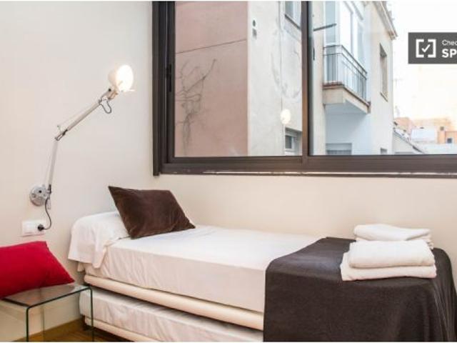 Apartamento de 3 habitaciones en alquiler en El Putget i Farró, solo para profesionales