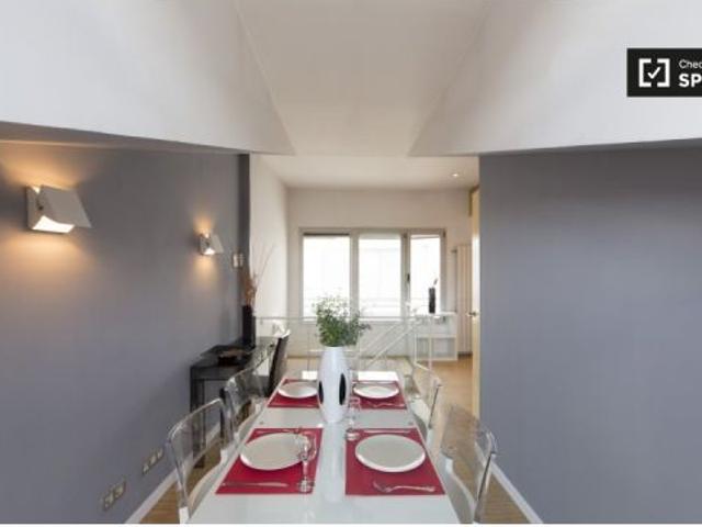 Apartamento de 3 habitaciones en alquiler en Embajadores que admite mascotas