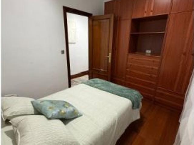Apartamento de 3 habitaciones en alquiler en Errekaldeberri, Bilbao, gastos incluidos