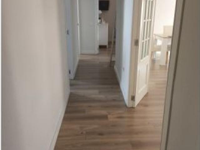 Apartamento de 3 habitaciones en alquiler en Godella, perfecto para profesionales