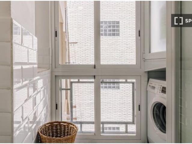 Apartamento de 3 habitaciones en alquiler en Goya. Ideal para profesionales y estudiantes