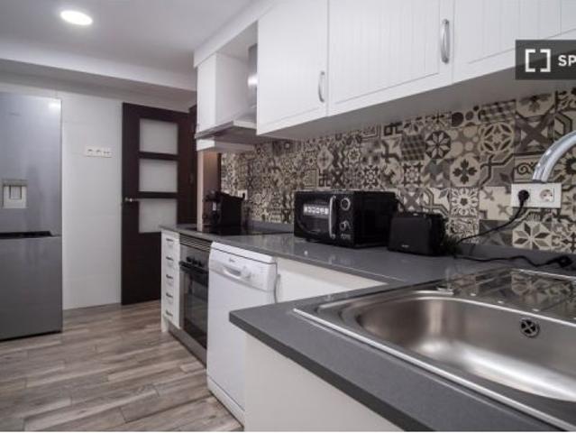 Apartamento de 3 habitaciones en alquiler en La Raiosa