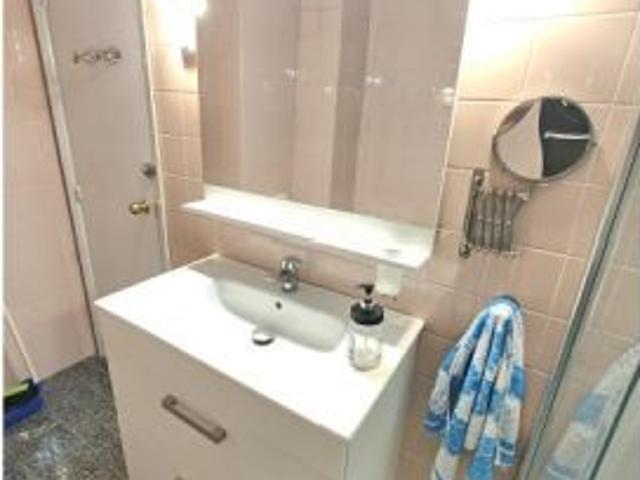Apartamento de 3 habitaciones en alquiler en Las Arenas Areeta, no se admiten parejas
