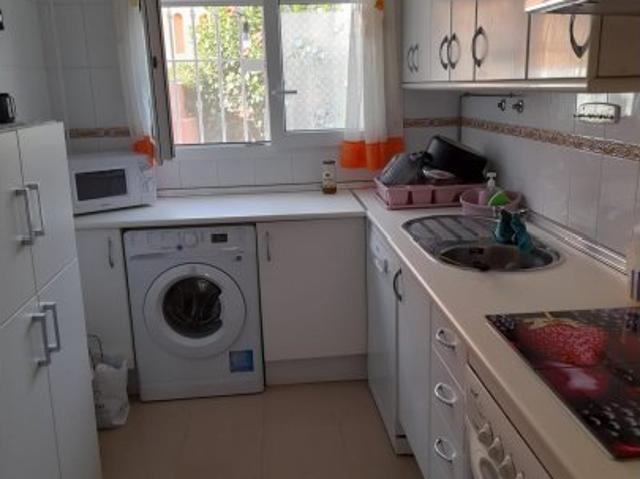 Apartamento de 3 habitaciones en alquiler en Manilva, Málaga