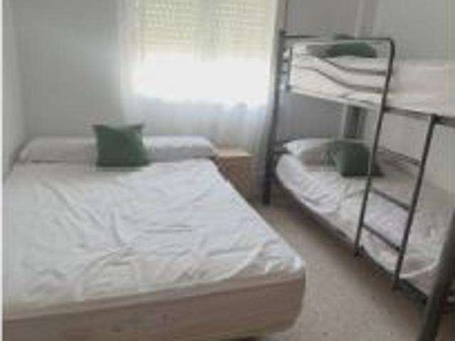 Apartamento de 3 habitaciones en alquiler en Rota, todos los gastos incluidos
