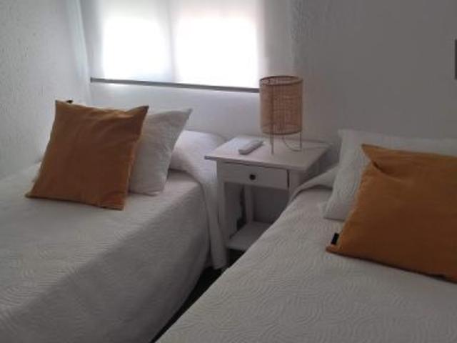 Apartamento de 3 habitaciones en alquiler en San Pedro, gastos incluidos
