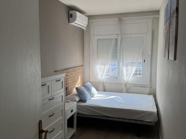 Apartamento de 3 habitaciones en alquiler en Sitges