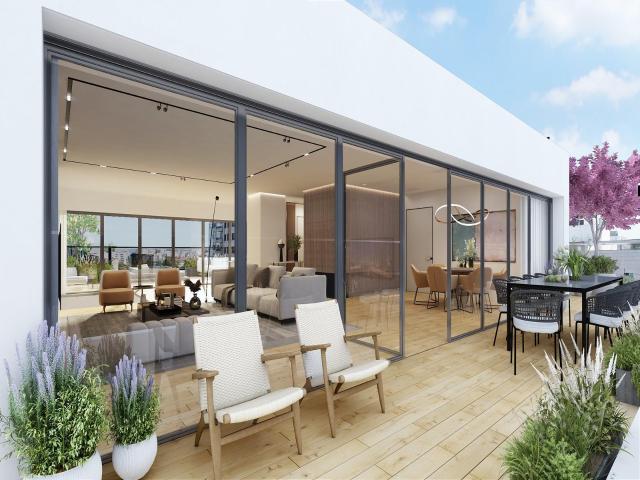 Apartamento de 3 quartos c/ Parqueamento no Edifício Outubro. 136m² Lisboa