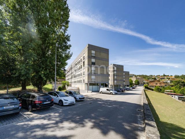 Apartamento de 3 quartos com 145 m² em Póvoa de Lanhoso!