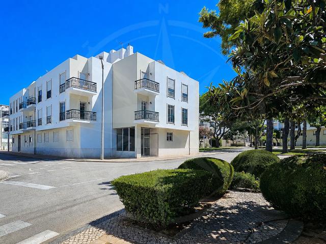 Apartamento de 3 quartos no centro de Tavira com terraço privado
