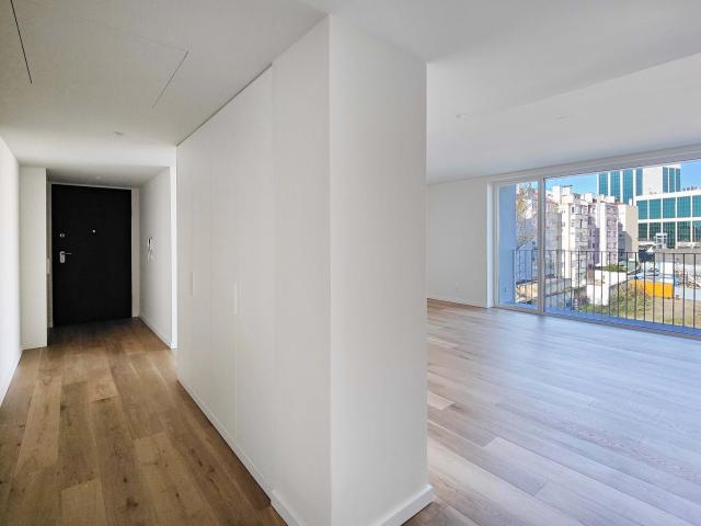 Apartamento de 3 quartos para aluguel no prestigiado LUMINO, Campo Pequeno