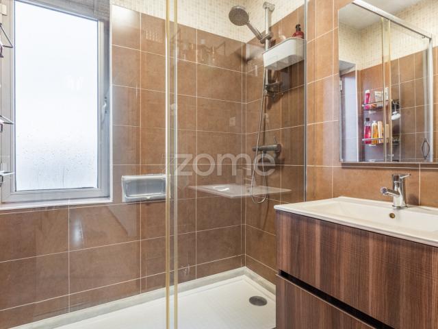 Apartamento de 3 quartos reformado em V. N. Famalicão