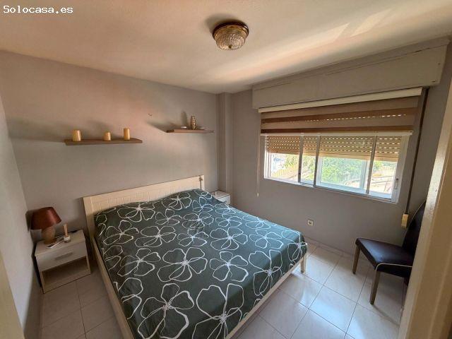 APARTAMENTO DE UN DORMITORIO MUY AMPLIO CON PARKING COMUNITARIO Y PISCINA, VISTAS AL MAR A 100 ME
