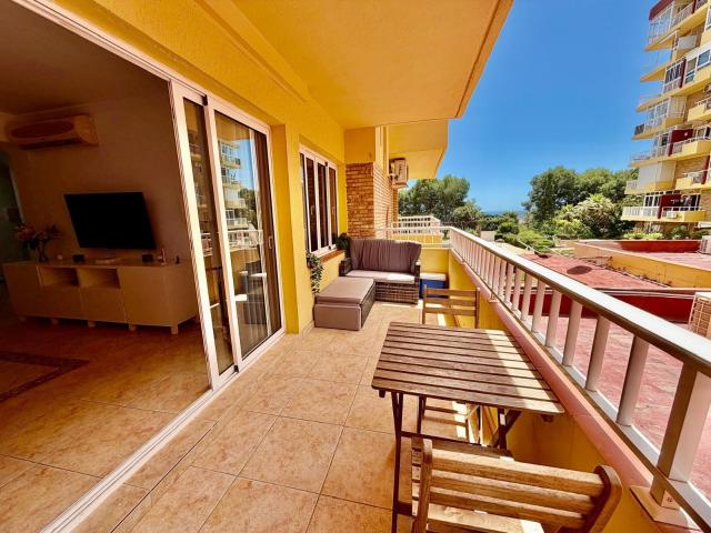 Apartamento de un dormitorio con vistas al mar en Benalmádena, Costa del Sol