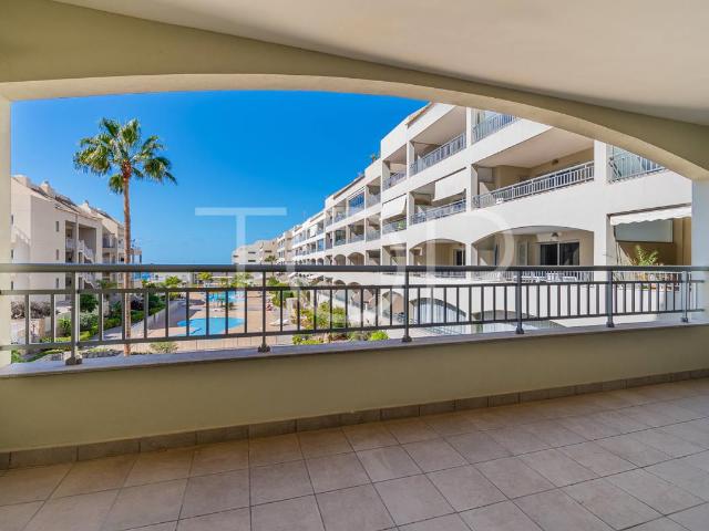 Apartamento de una habitación con terraza y bonitas vistas e. 56m² Palm Mar