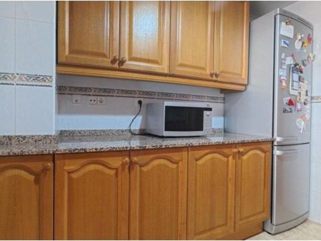 Apartamento de de esquina de 3 dormitorios con piscina a sólo 400m de la playa del Albir