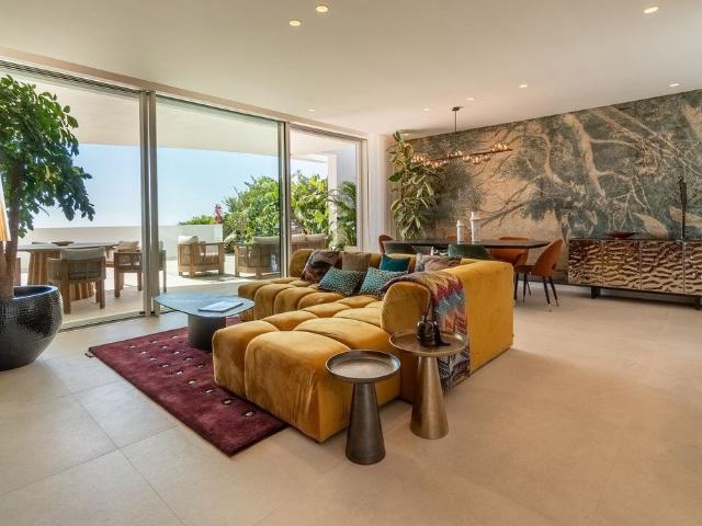 Apartamento de diseño de 3 dormitorios con vistas panorámica. 145m² Ojén