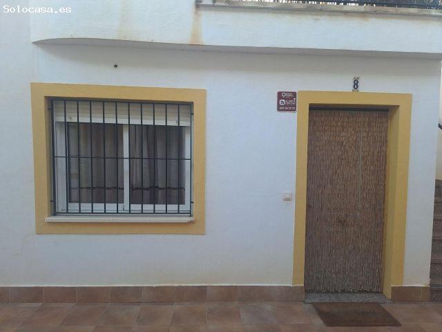 Apartamento de diseño: 2 dorm, piscina y parking en Palomares bajo