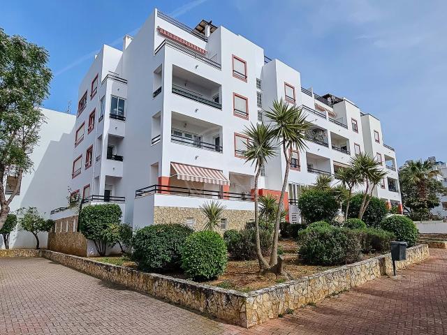 Apartamento de dois quartos no último andar em Tavira, com terraço privado no topo e estacionamento, Tavira, Near town centre