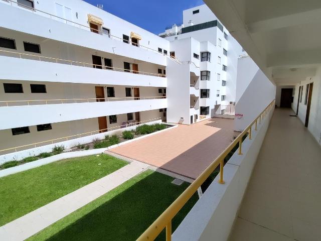 Apartamento de Dois Quartos Quarteira 75m² Quarteira
