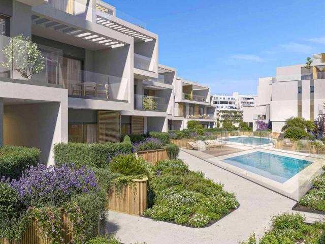 Apartamento de lujo con 2 dormitorios y 2 baños. Situado en. 85m² Marbella