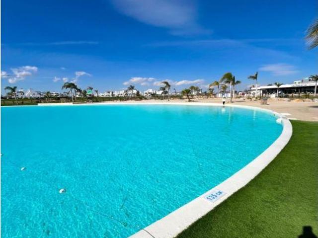 Apartamento de Lujo con Vistas al Lago