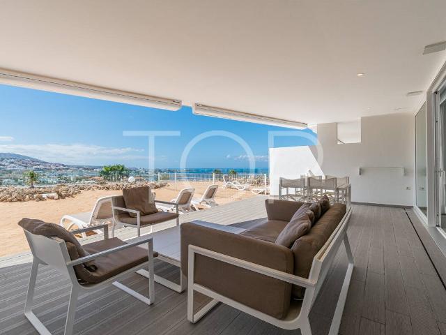 Apartamento de lujo con vistas al mar en Baobab Suites, Cost. 97m² Playa de las Américas
