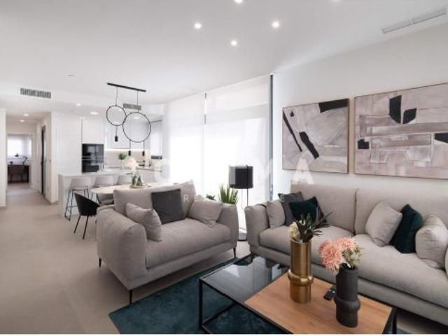 Apartamento de lujo tres dormitorios en Poniente