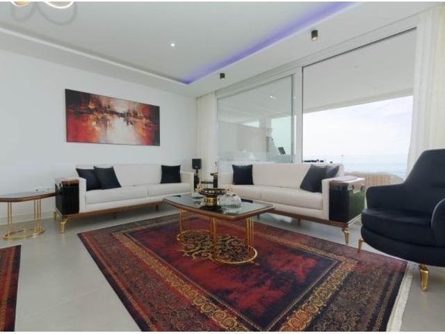 Apartamento de Lujo zona Higuerón