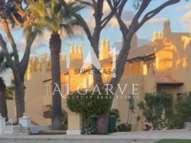 APARTAMENTO DE LUXO MODERNIZADO NA QUINTA DO LAGO