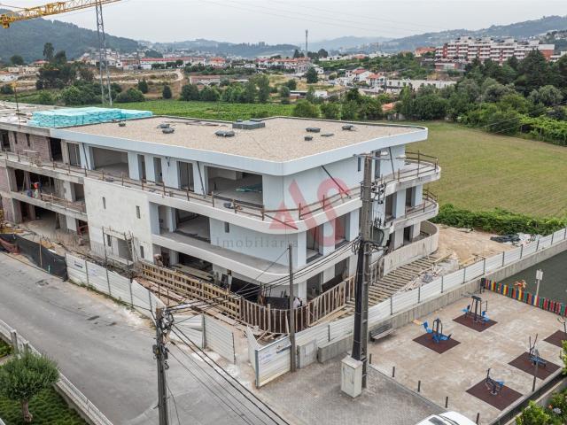 Apartamento de luxo no Edifício Portas da Villa, Santa Eulál. 137m² Santa Eulália