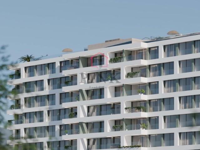 Apartamento de Luxo no Uptown 32 – T2 no Funchal 105m² São Martinho