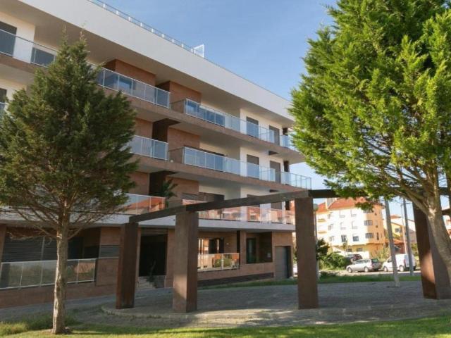 Apartamento de Luxo a 250m da Praia dos Supertubos Peniche 98m² Atouguia Da Baleia