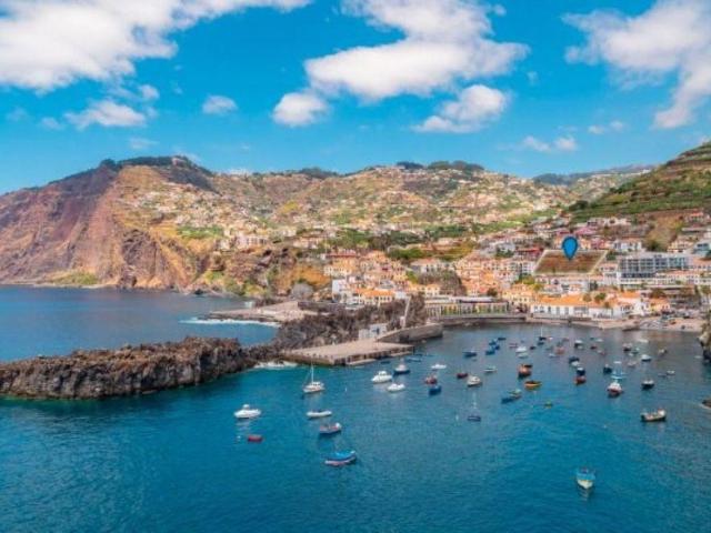 Apartamento de luxo à beira mar para venda na Ilha da Madeira, Portugal