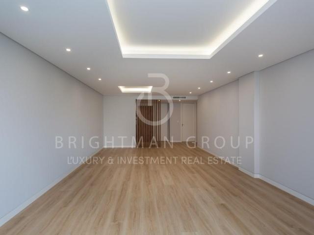 Apartamento de luxo com 3 suites no centro Carcavelos 0m² Carcavelos e parede