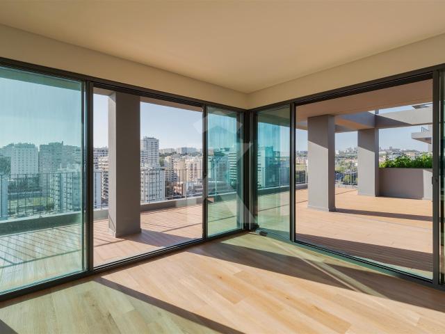 Apartamento de Luxo com Vista Panorâmica e Espaços Excepcion. 575m² Algés, Linda a Velha e Cruz Quebrada Dafundo