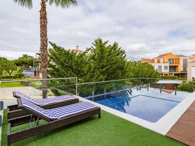 Apartamento de luxo com piscina em Vale do Lobo 130m² Almancil