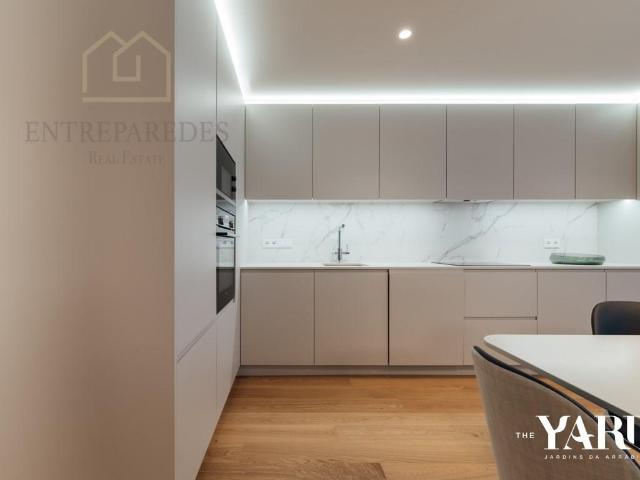 Apartamento de luxo T4 para comprar, com varanda, no conceit. 148m² Cedofeita, santo ildefonso, sé, miragaia, são nicolau e vitória