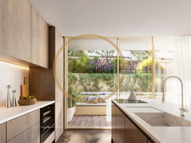'Apartamento de luxo T3 3 suÍtes, com varanda de 30 m², garagem box, na Foz do Douro, próximo á igreja de Nevogilde, Foz'