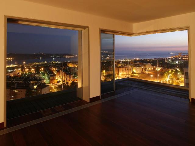 Apartamento de luxo 4 quartos piscina comum no Restelo 281m² Belém
