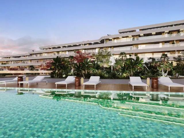 Apartamento de planta baja con 2 dormitorios y 2 baños con v. 77m² Mijas