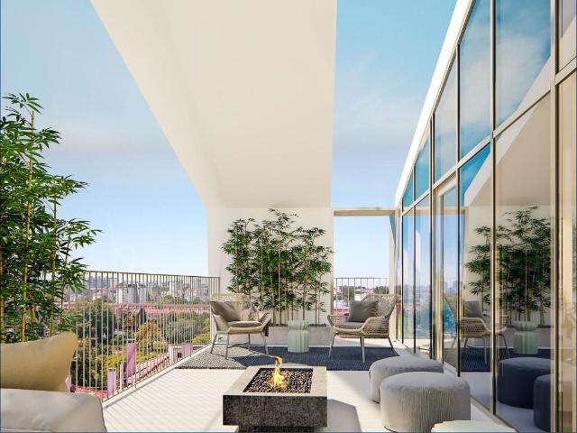Apartamento duplex, 3 quartos com varanda e garagem a 5 minu. 182m² Santa Maria dos Olivais