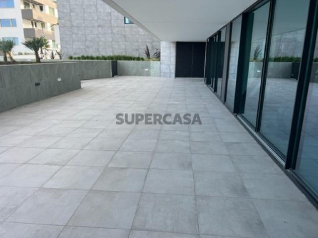 Apartamento Duplex 3 quartos vista mar num condomínio dotado de beleza única!