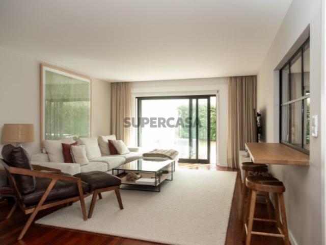 Apartamento Duplex com Jardim em Matosinhos Sul