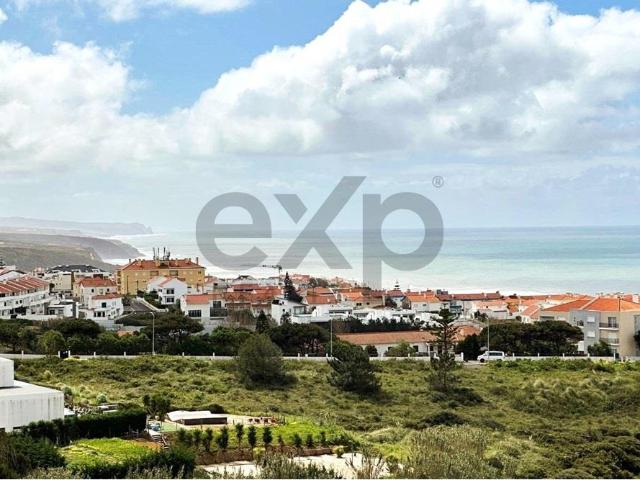 Apartamento duplex com 2 suítes, piscina privativa, vista ma. 137m² Ericeira