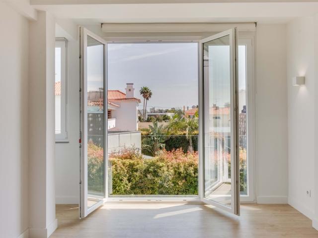 Apartamento duplex com 3 quartos, totalmente renovado, no ce. 153m² Cascais e Estoril