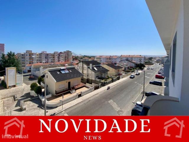 Apartamento Duplex T2+3 com Garagem em Peniche