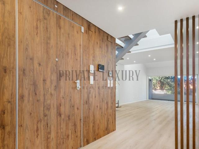 Apartamento Duplex T3+1 no Centro de Carcavelos 204m² Carcavelos e Parede