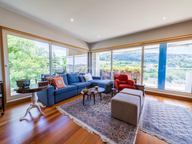 Apartamento duplex T3 Recuado | Guimarães