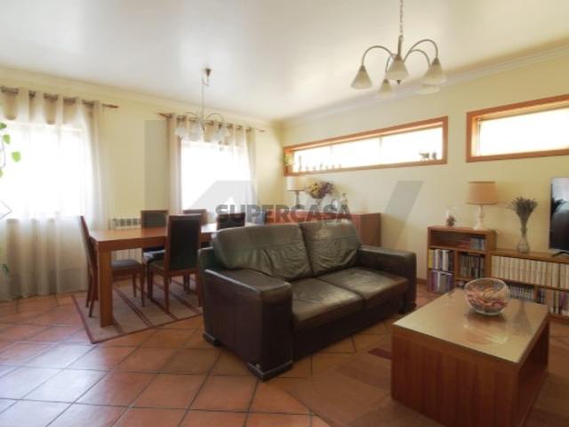 Apartamento Duplex T4, em Esgueira, Aveiro